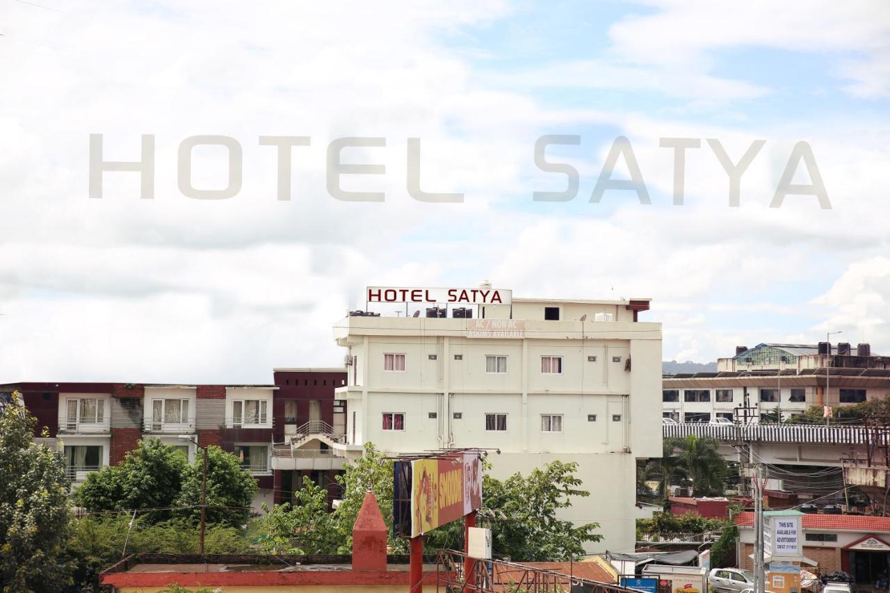 Hotel Satya Dehradun Luaran gambar